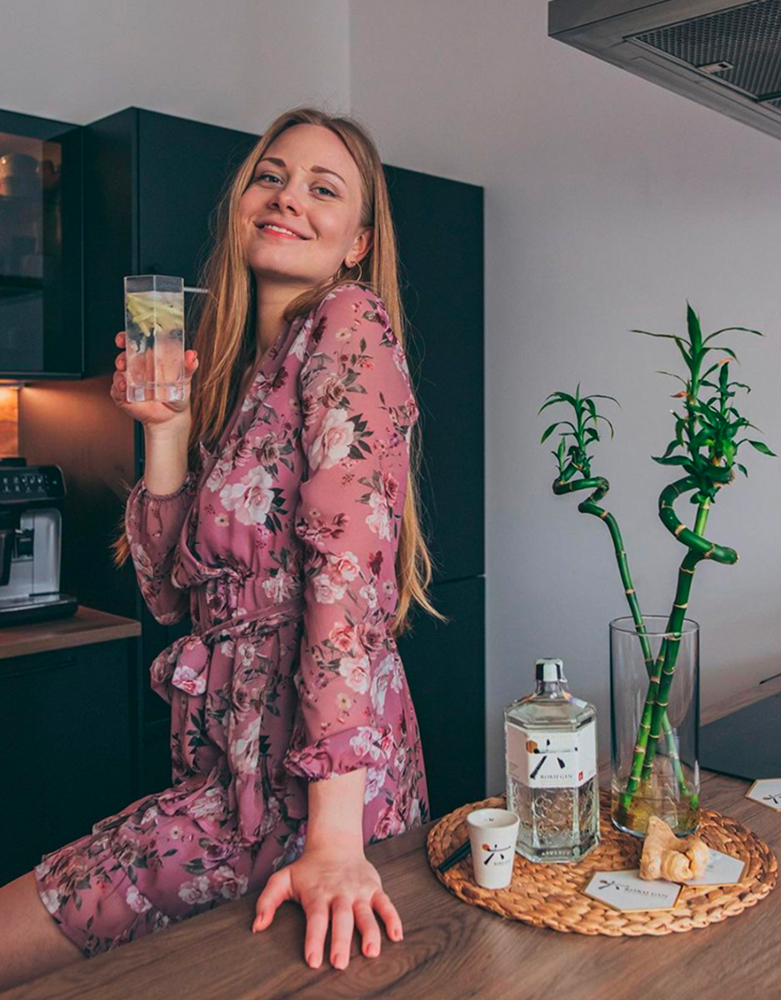ROKU gin